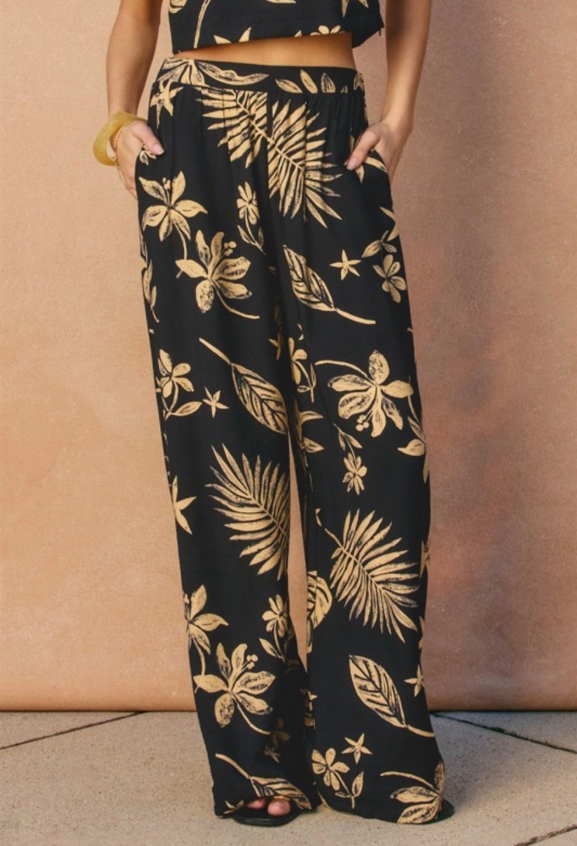 Coconut Kiss Front Pleated Pants
